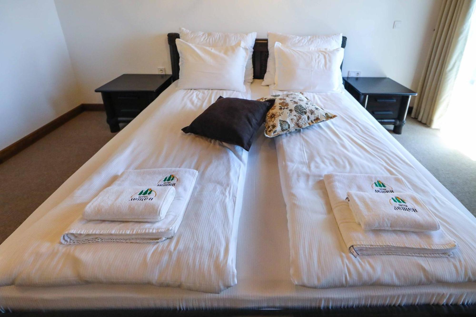 Hotel Leshten Quarto foto