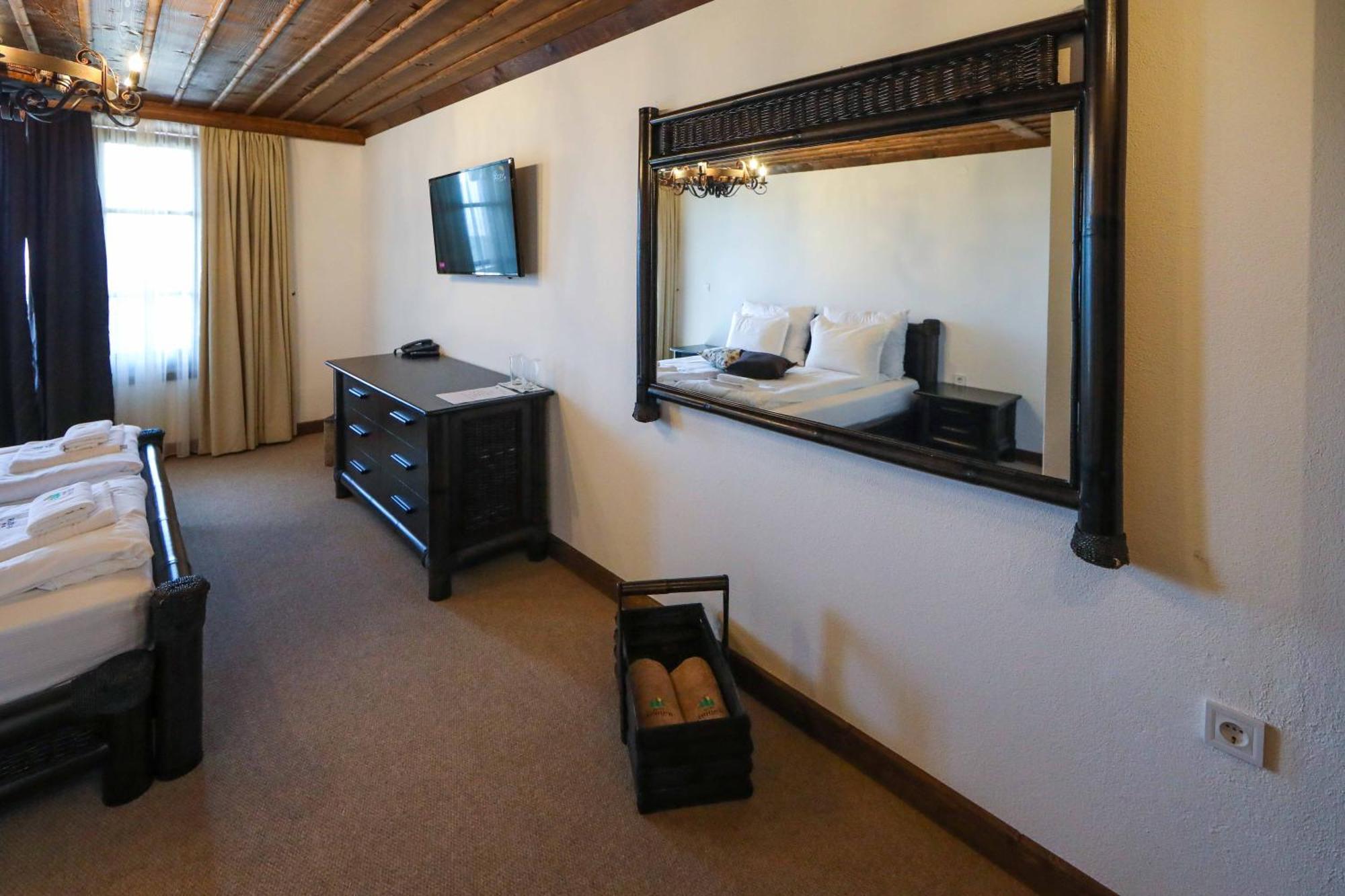 Hotel Leshten Quarto foto
